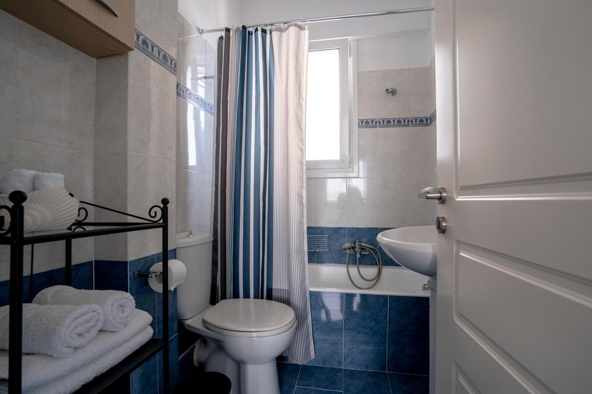 Luxury Apt Near The Airport Spáta Esterno foto