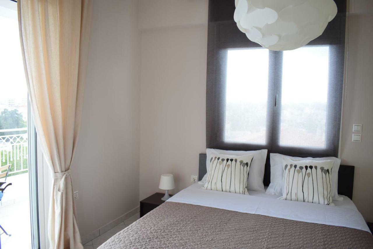 Luxury Apt Near The Airport Spáta Esterno foto